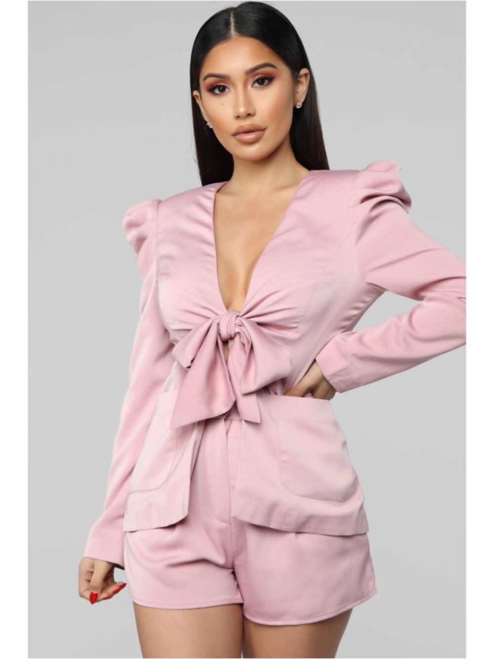 Fashion Nova - Pink Pleated Satin Shorts - Mid-Rise/High-Rise - Medium (M)